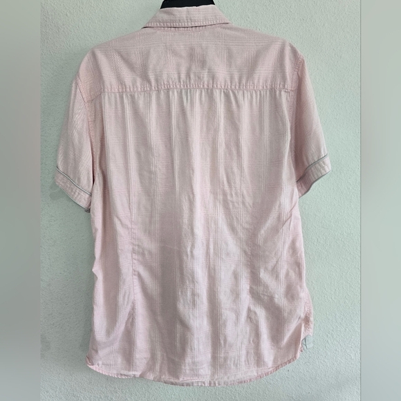 VTG Guess Shirt Men Sz Large Pink Snap Buttons Short Sleeve Pockets Cssual - Picture 14 of 15
